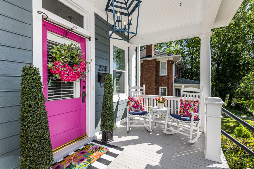 208 Ashe Ave Raleigh NC 27605 – Hillman Real Estate Group at eXp Realty