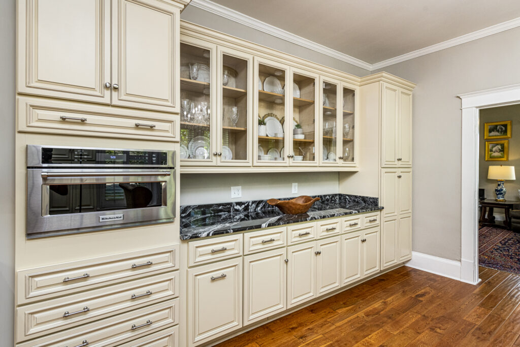208 Ashe Ave Raleigh NC 27605 – Hillman Real Estate Group at eXp Realty