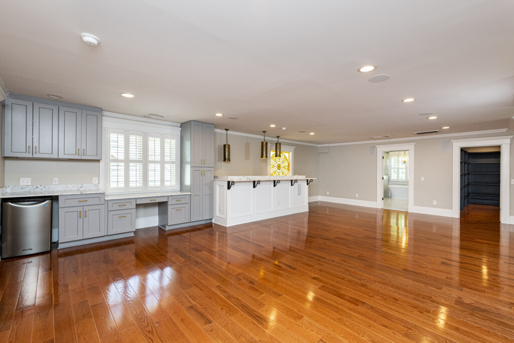 208 Ashe Ave Raleigh NC 27605 – Hillman Real Estate Group at eXp Realty