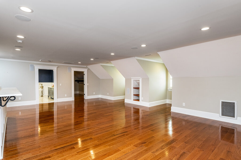 208 Ashe Ave Raleigh NC 27605 – Hillman Real Estate Group at eXp Realty