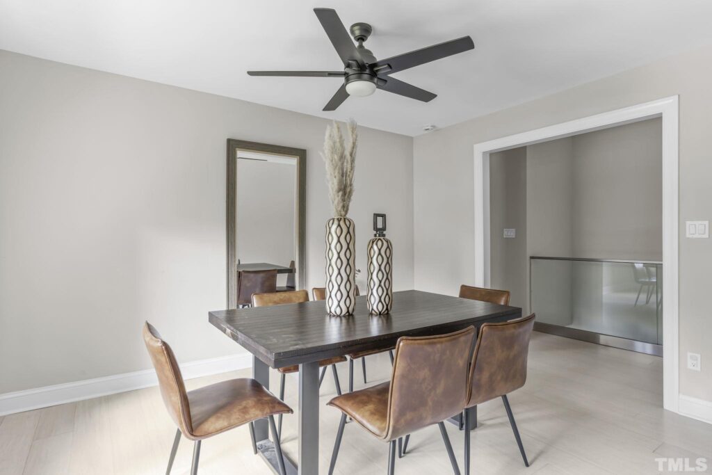 3513 Brook Drive Dining Room