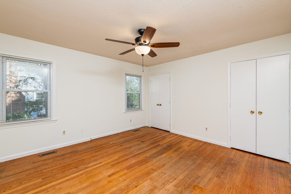 5500 Farley Drive Raleigh NC 27609 - Hillman Real Estate Group at eXp Realty