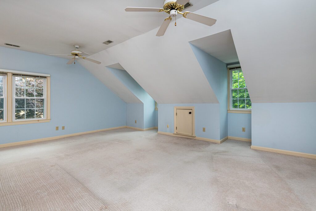 104 Kettlebridge Drive Cary NC 27511 – Hillman Real Estate Group at eXp Realty