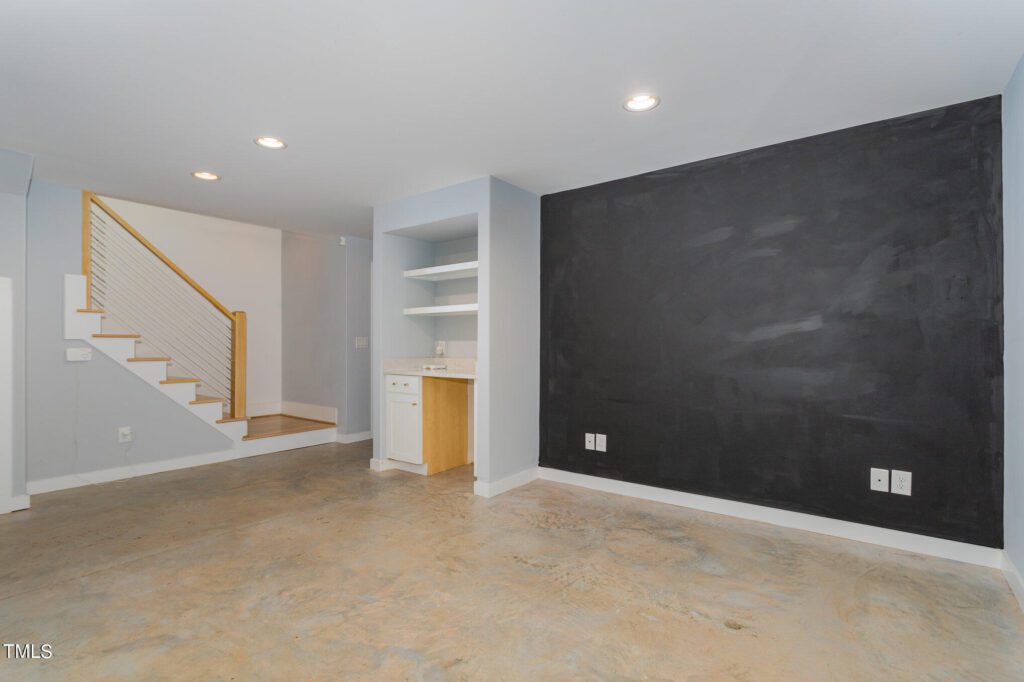 Modernist Home of the Month: 6808 Lake Wheeler Road