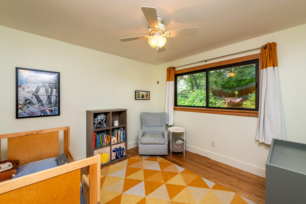 1012 Ravenwood Drive Raleigh NC 27606 – Hillman Real Estate Group at eXp Realty