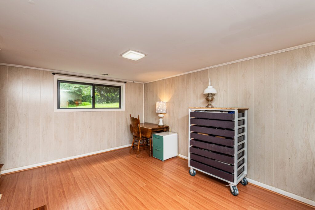 1012 Ravenwood Drive Raleigh NC 27606 – Hillman Real Estate Group at eXp Realty