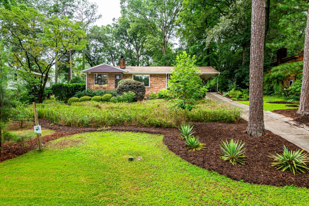 1012 Ravenwood Drive Raleigh NC 27606 – Hillman Real Estate Group at eXp Realty