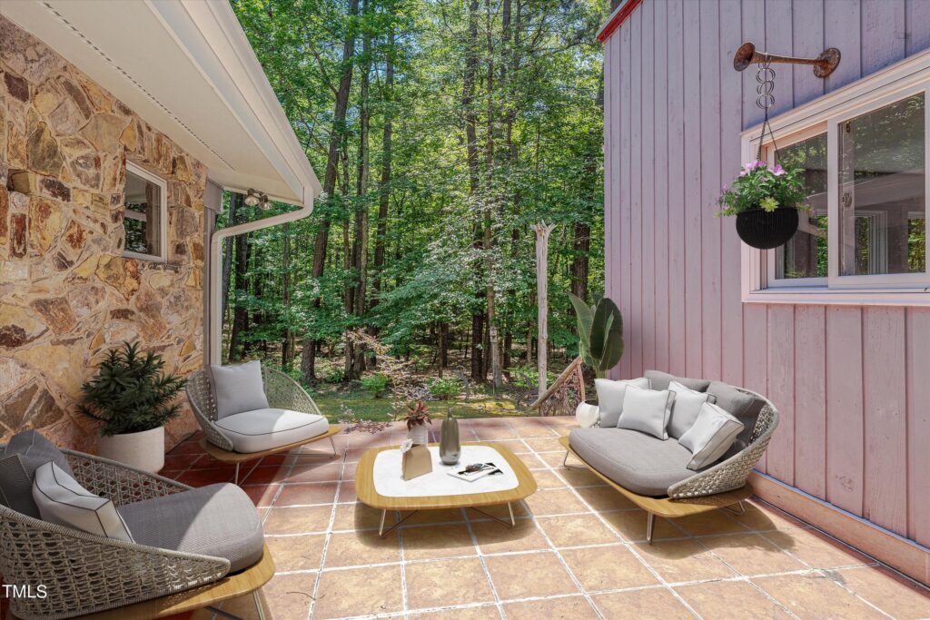 HREG MHTOM 621 Damascus Church Road Outdoor Area