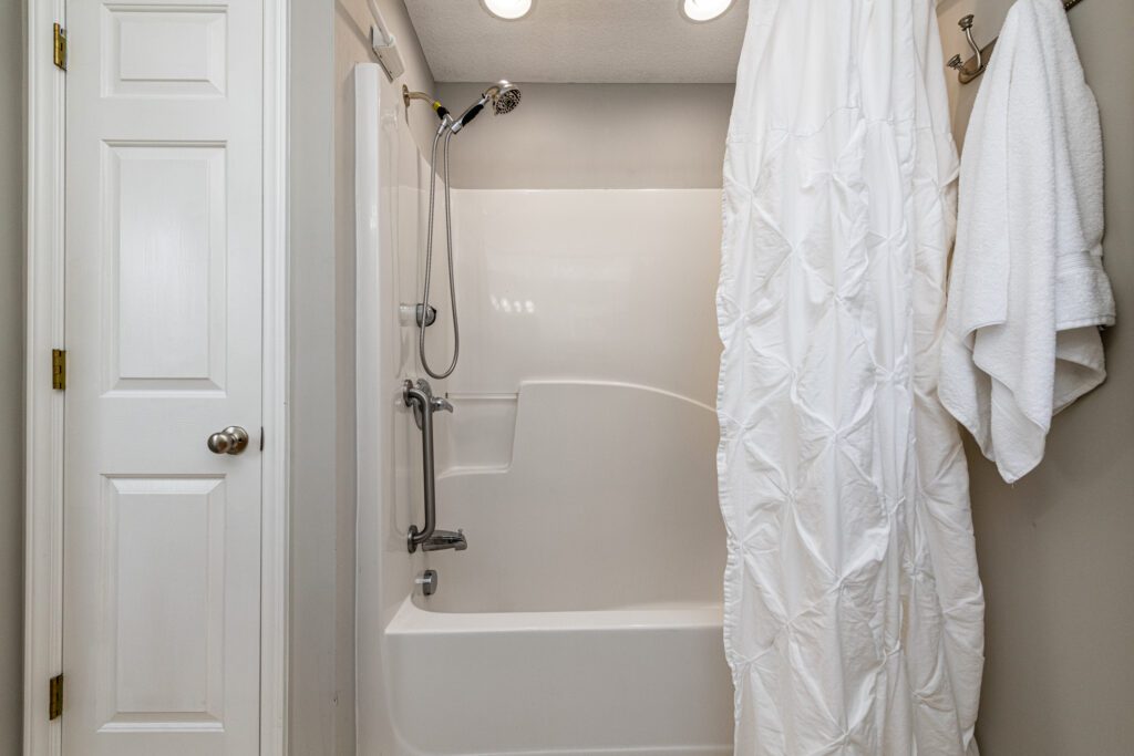 200 Grand Avenue Raleigh NC 27606 - Hillman Real Estate Group at eXp Realty