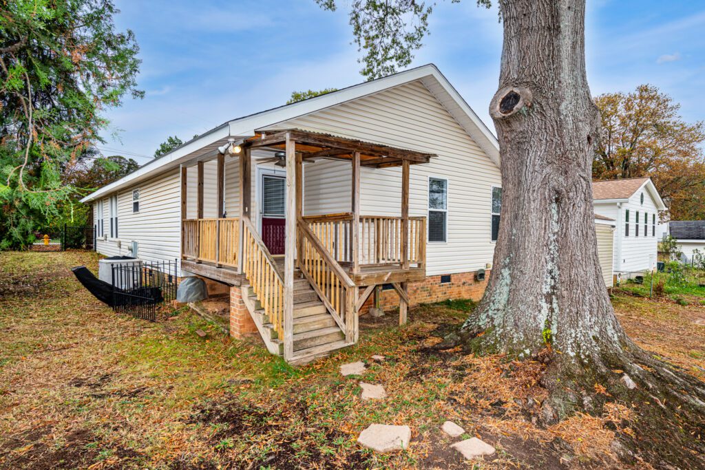 200 Grand Avenue Raleigh NC 27606 - Hillman Real Estate Group at eXp Realty