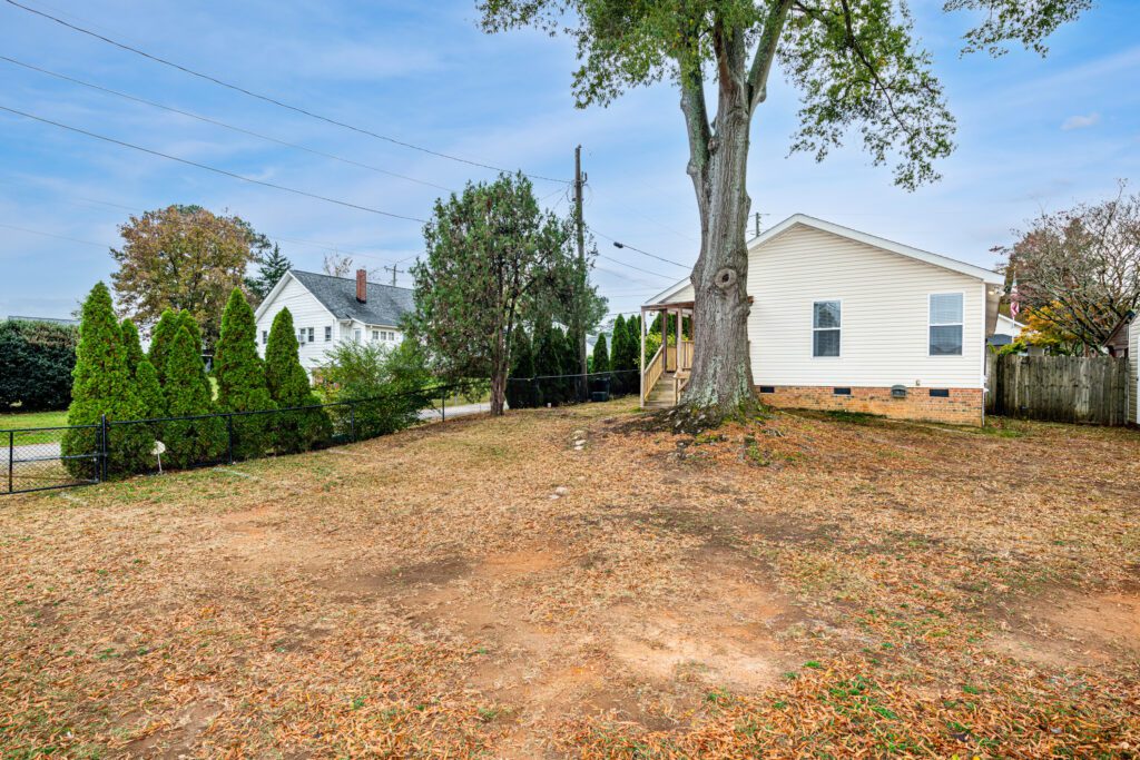 200 Grand Avenue Raleigh NC 27606 - Hillman Real Estate Group at eXp Realty