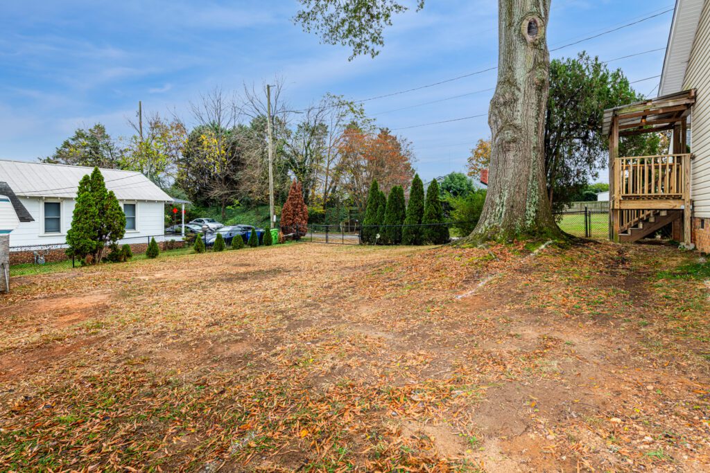 200 Grand Avenue Raleigh NC 27606 - Hillman Real Estate Group at eXp Realty
