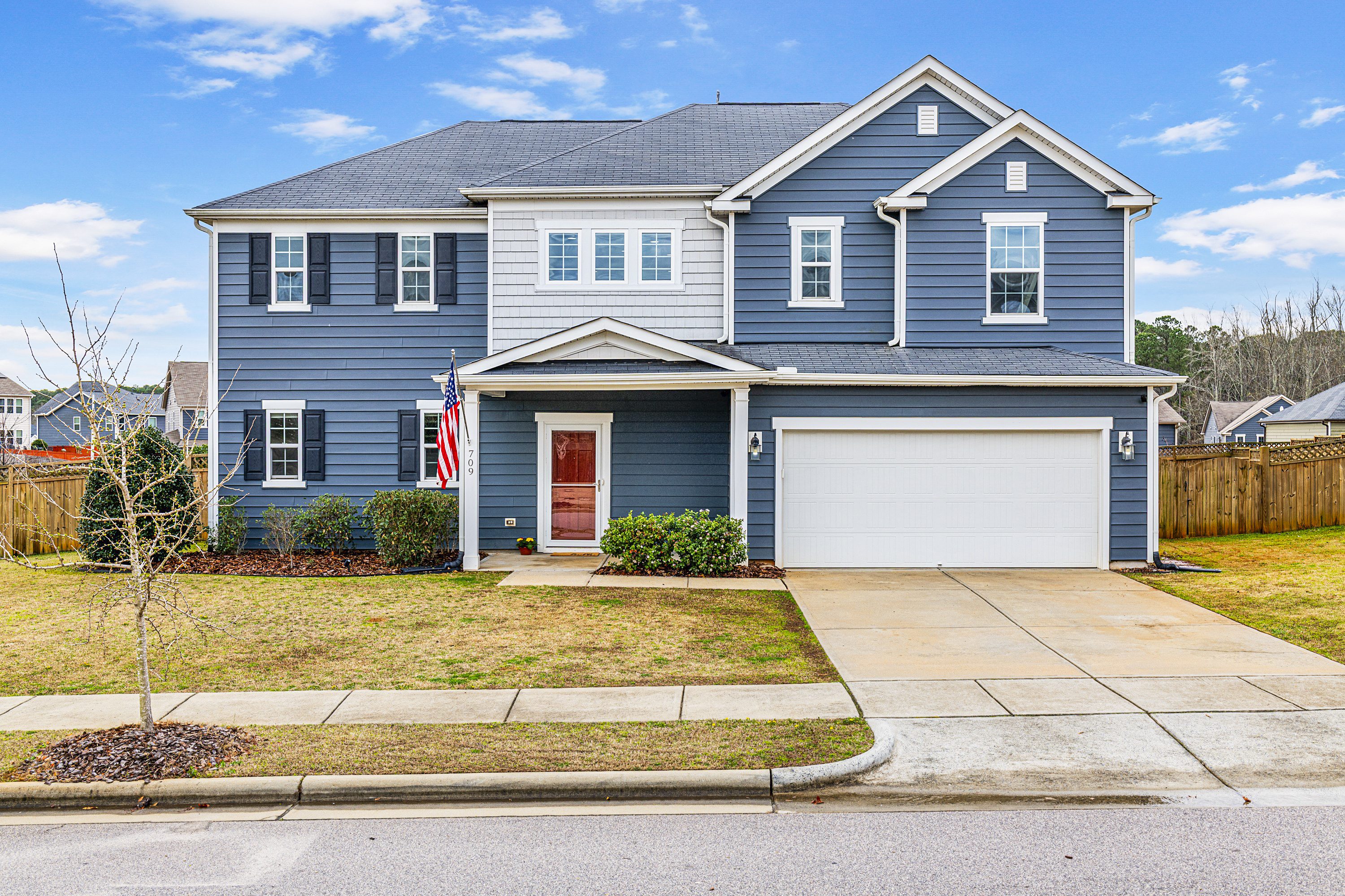 709 Teal Lake Drive, Holly Springs, NC - Hillman Real Estate Group at eXp Realty