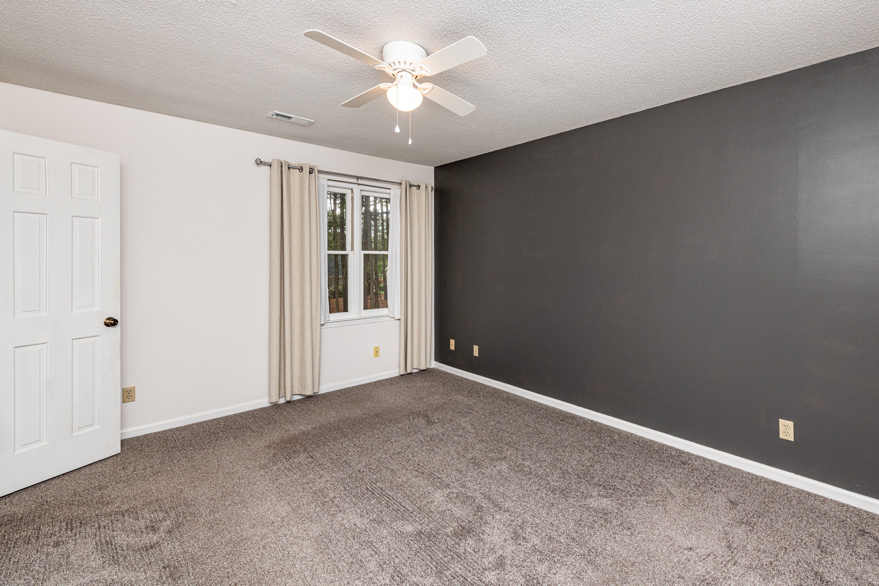 5517 Sharpe Drive Raleigh NC 27612 - Hillman Real Estate Group at eXp Realty