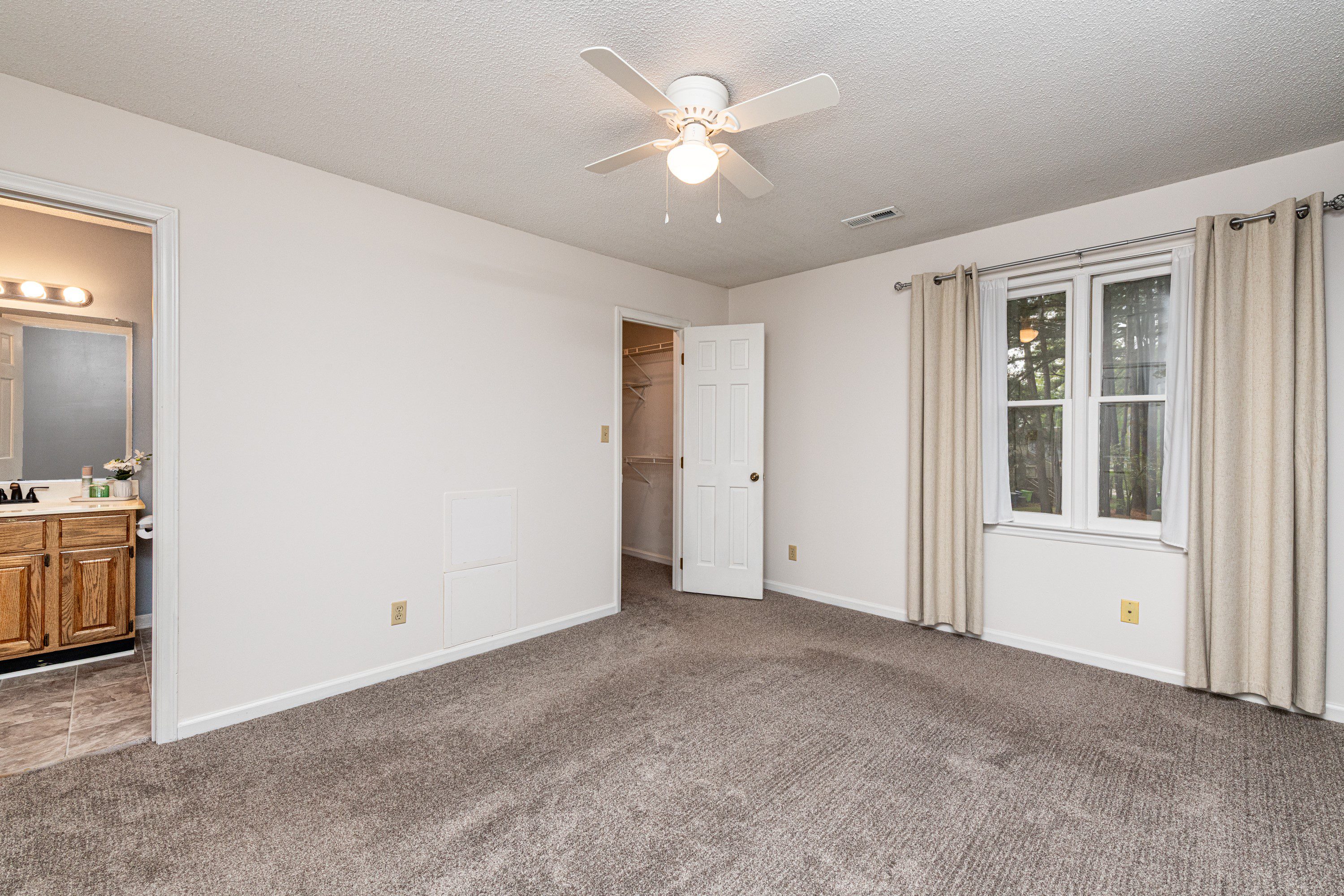 5517 Sharpe Drive Raleigh NC 27612 - Hillman Real Estate Group at eXp Realty
