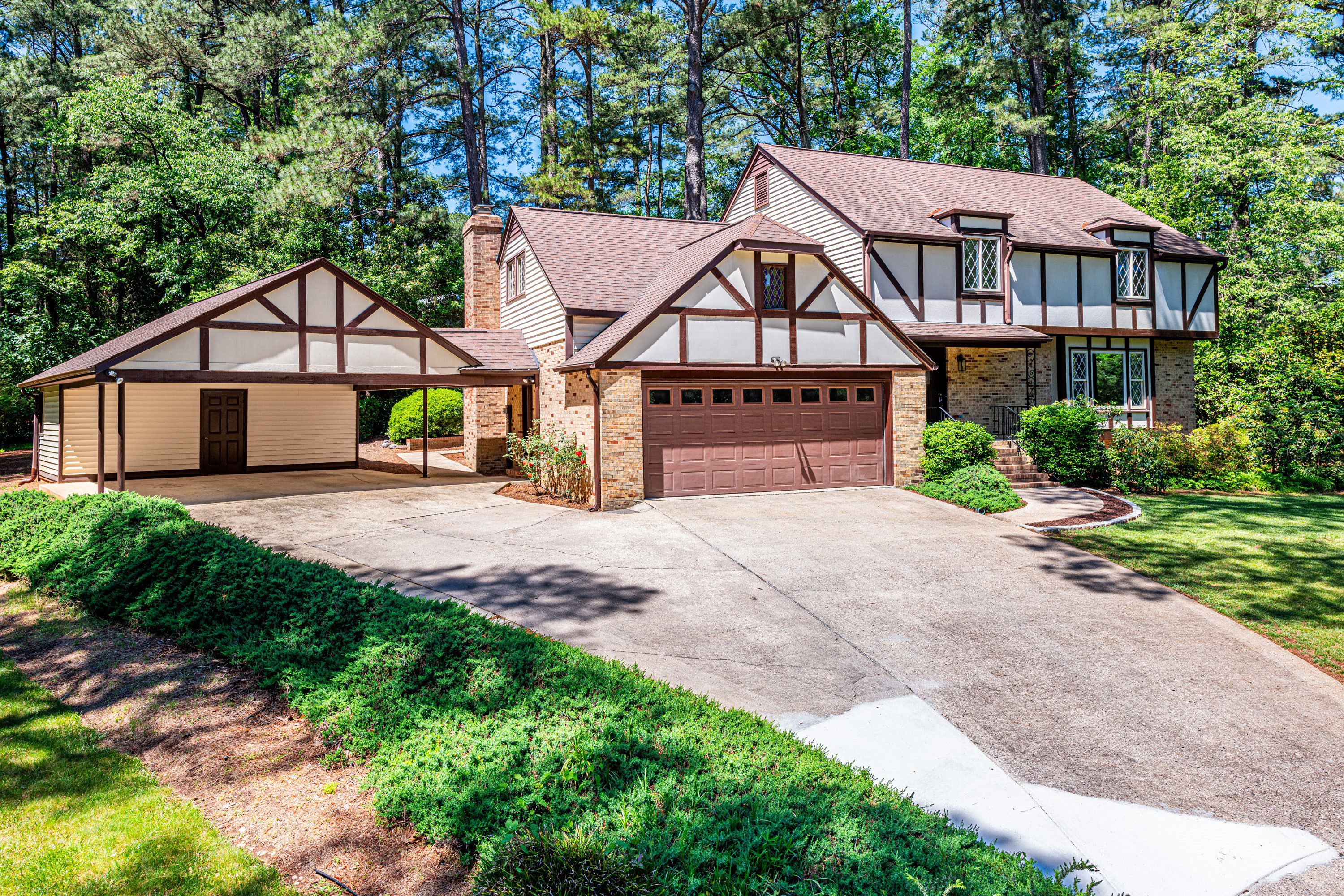1604 Westbridge Court Raleigh NC 27606 - Hillman Real Estate Group at eXp Realty