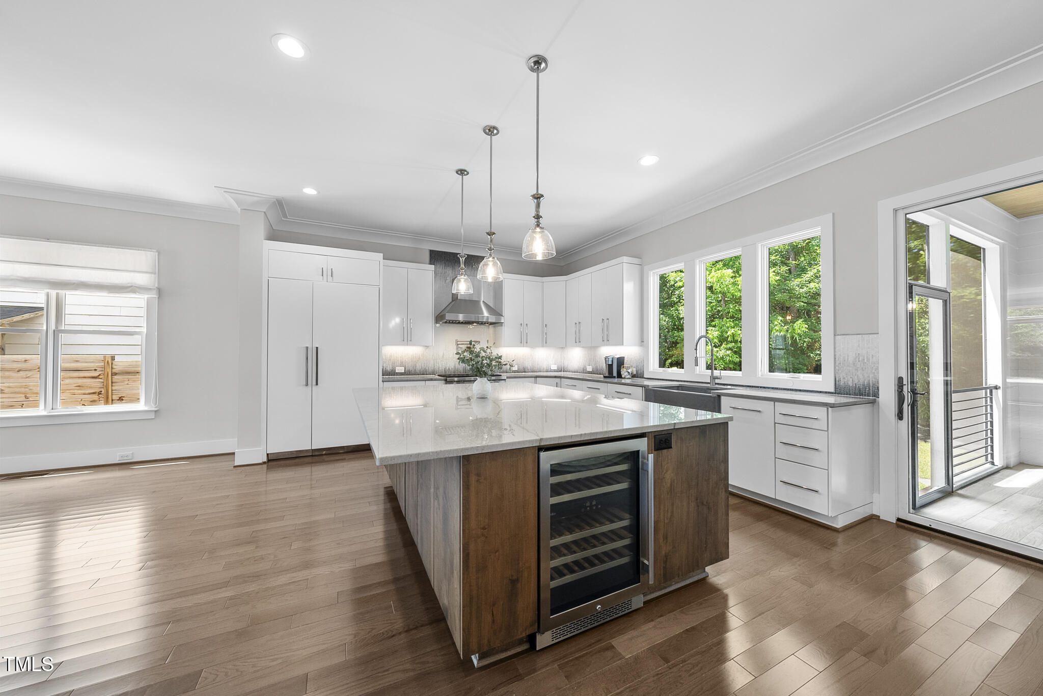 MHTOM 1820 Park Drive