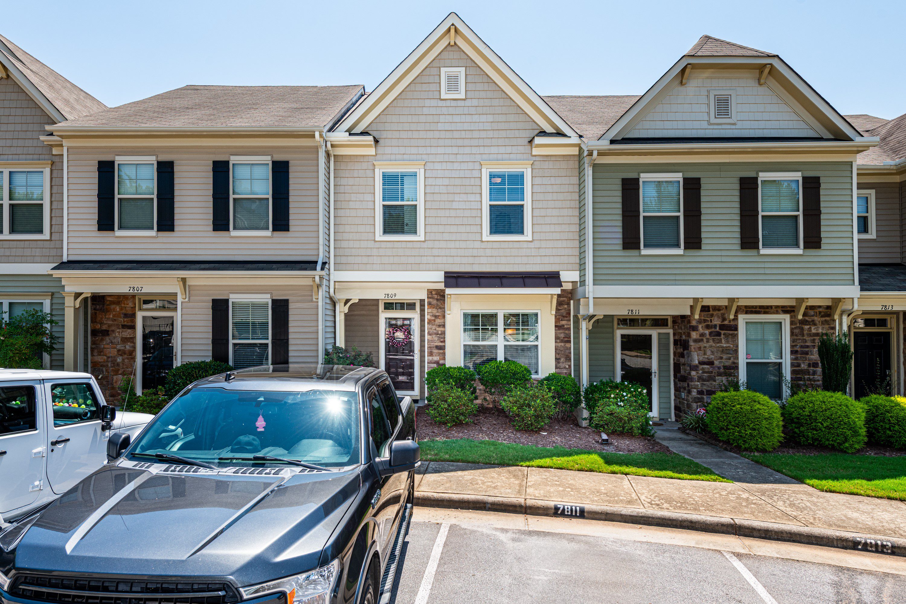 7809 Lillyhurst Drive Raleigh NC 27612 - Hillman Real Estate Group at eXp Realty