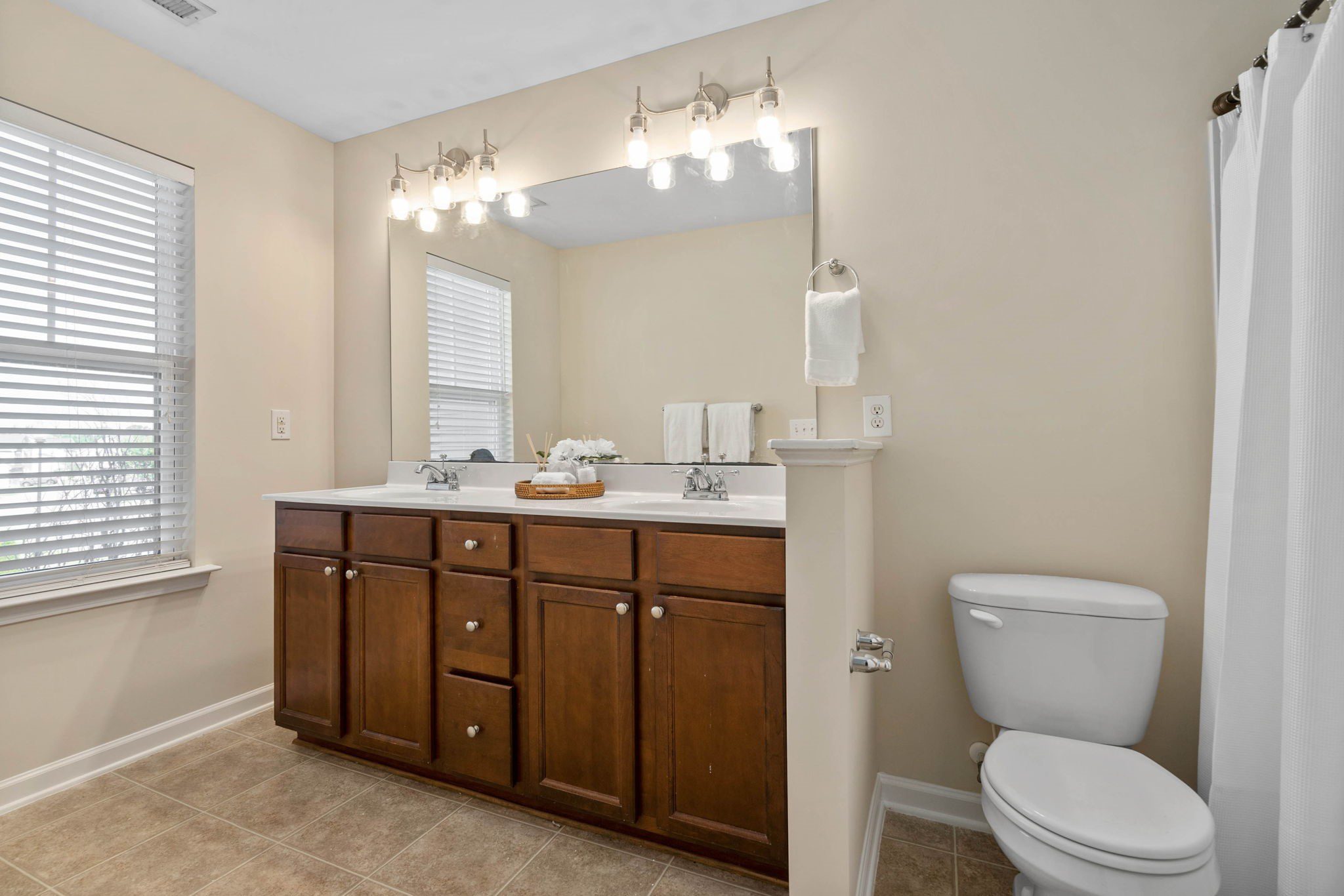  1894 Landstrom Lane Fuquay-Varina NC 27526 Hillman Real Estate Group at eXp Realty 