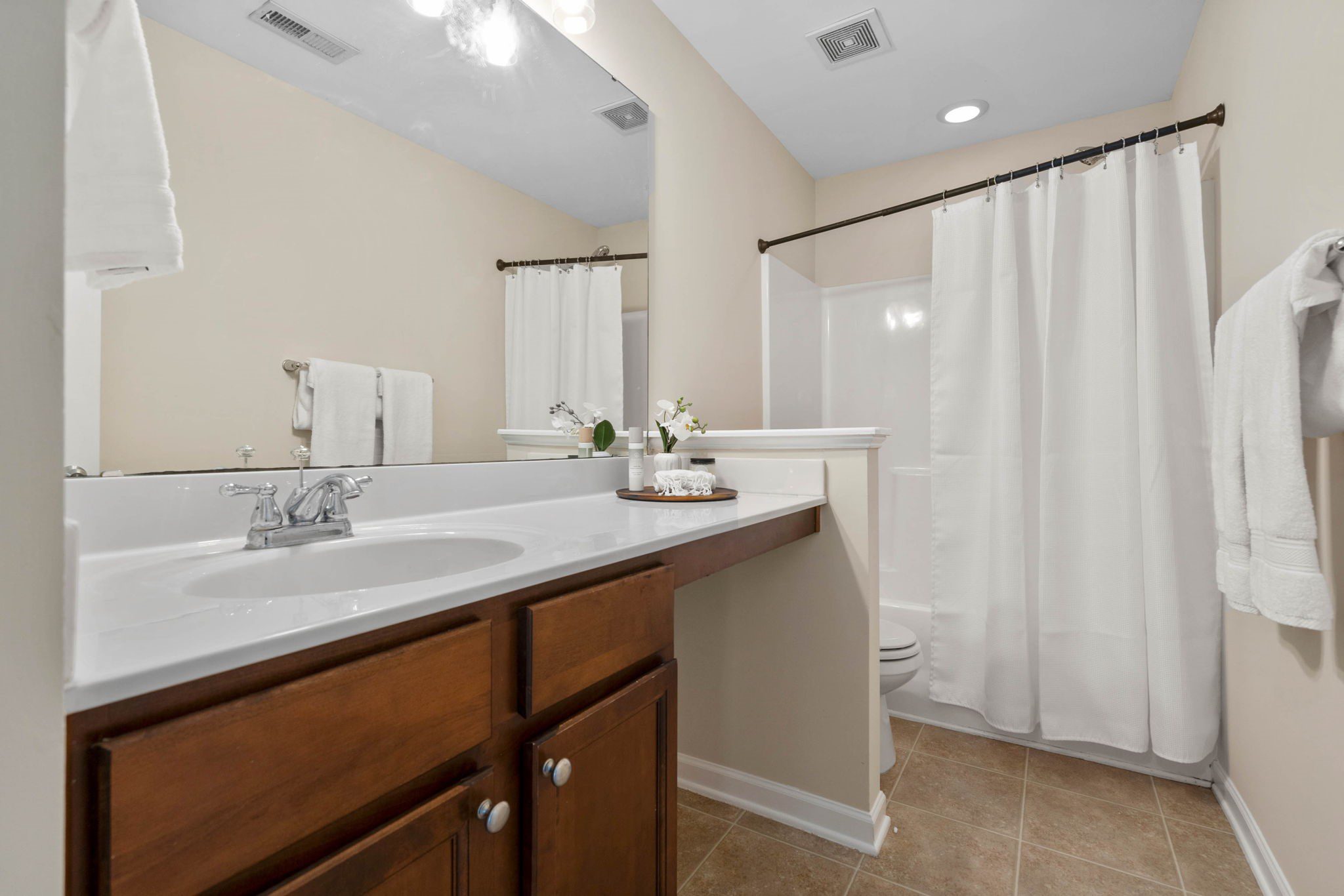  1894 Landstrom Lane Fuquay-Varina NC 27526 Hillman Real Estate Group at eXp Realty 