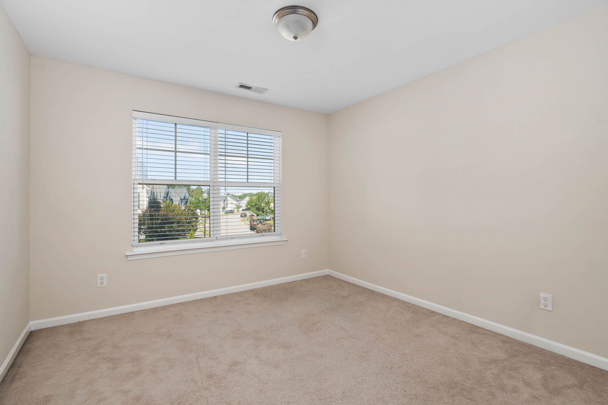  1894 Landstrom Lane Fuquay-Varina NC 27526 Hillman Real Estate Group at eXp Realty 