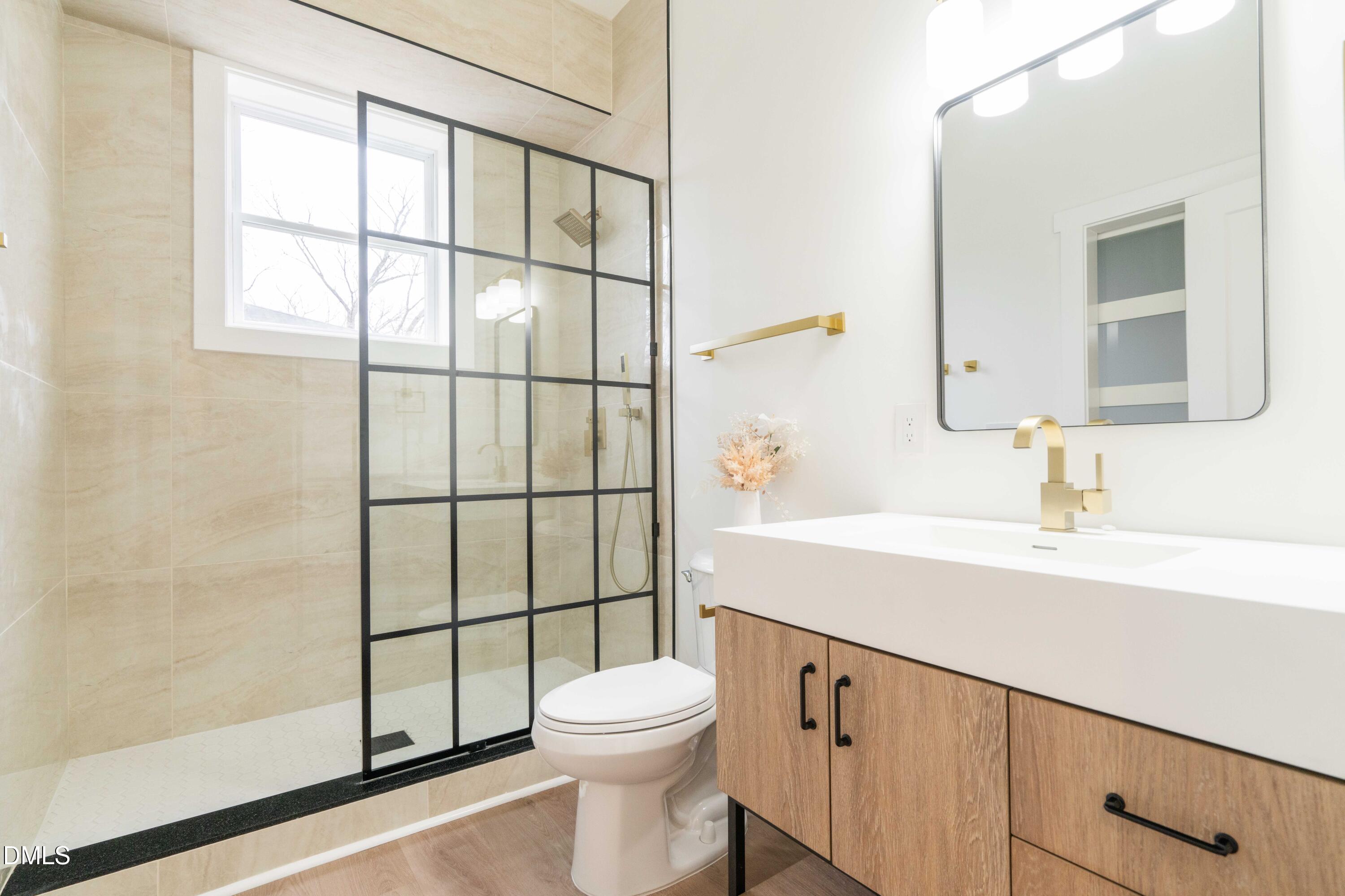 HREG Modernist Home of the Month - 721 Currituck Drive