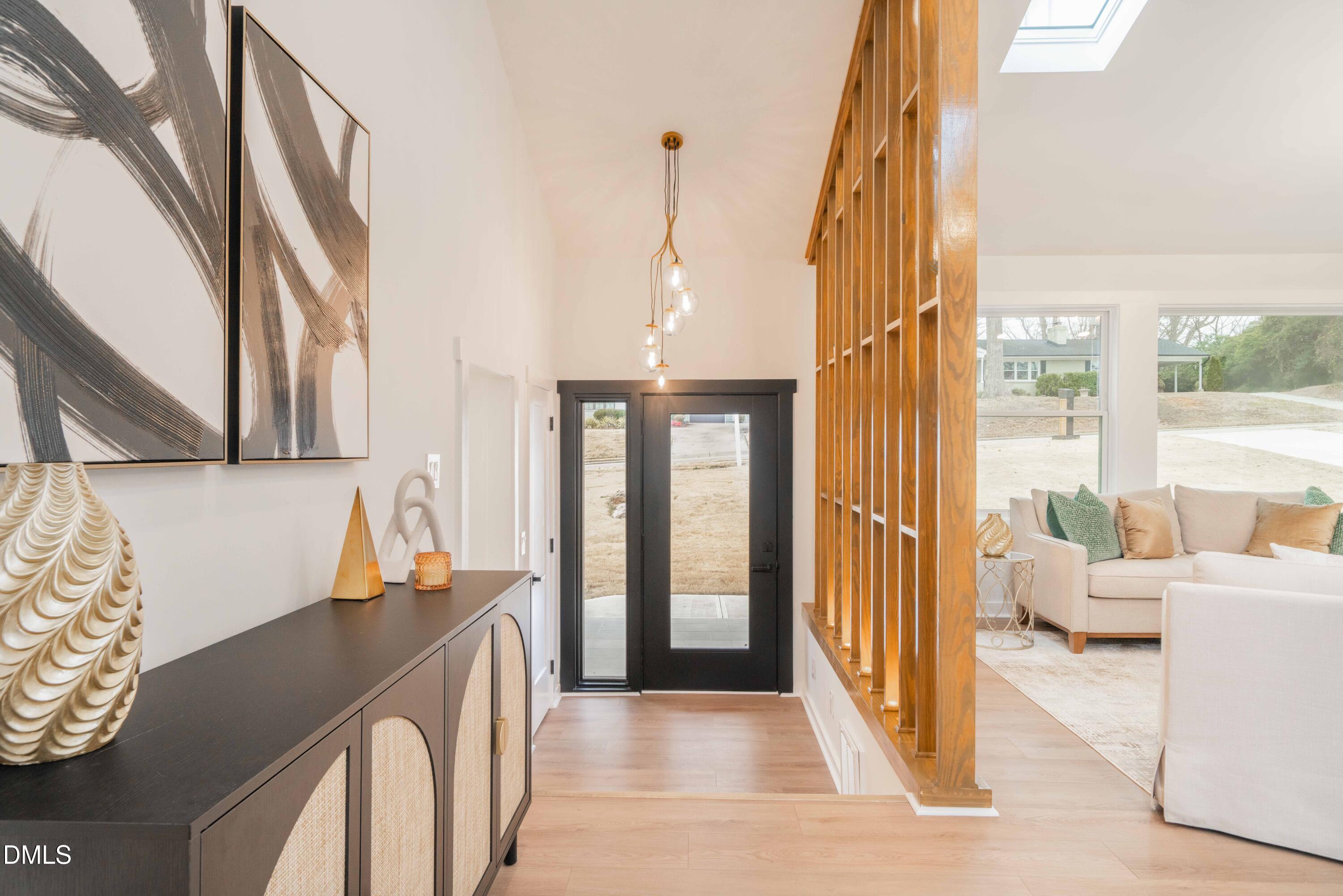 HREG Modernist Home of the Month - 721 Currituck Drive