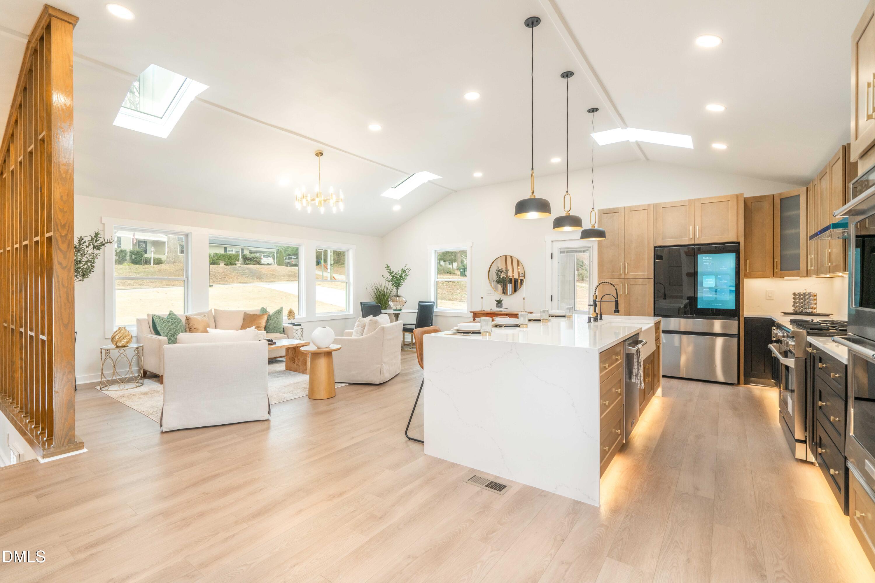 HREG Modernist Home of the Month - 721 Currituck Drive