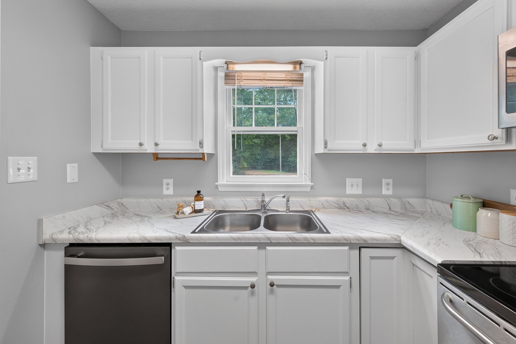 1506 Township Circle Raleigh NC 27609. - Hillman Real Estate Group at eXp Realty 